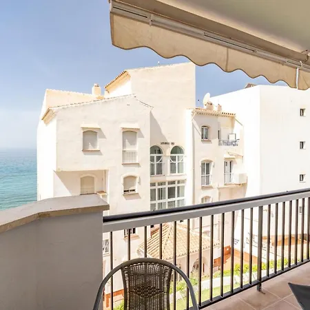Apartment Stylish With Sea View