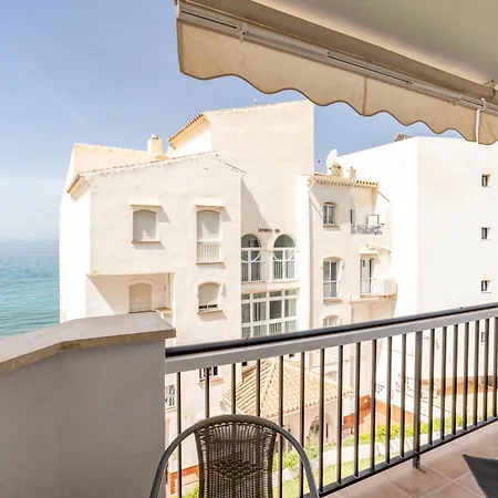 Stylish With Sea View דירה *